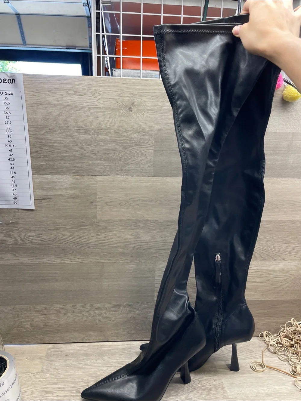 Zara sleek over